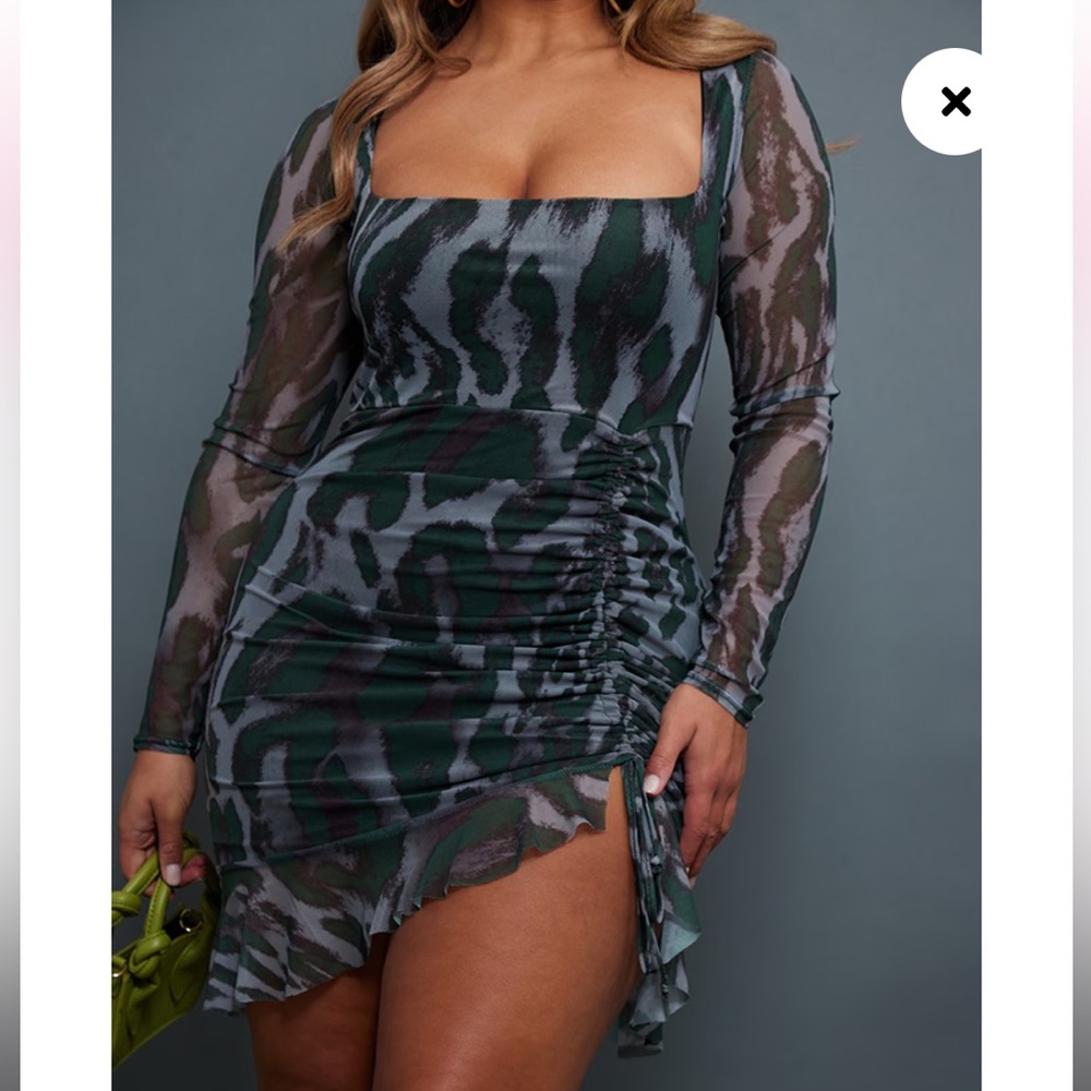 PrettyLittleThing Green Snake Print Mesh Long Sleeve Ruched Hem Bodycon Dress